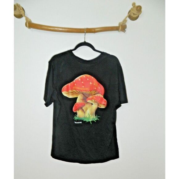 H&M T-Shirt Men's Size Large Black Red Mushroom Crewneck - Picture 6 of 8